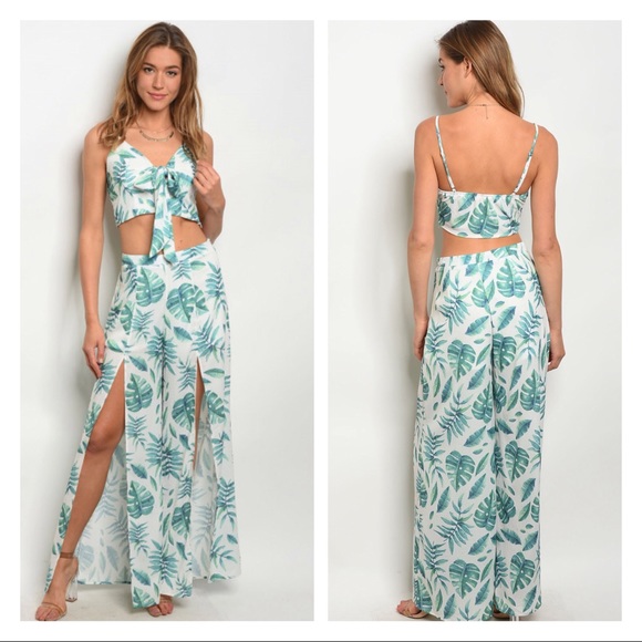 LilyandGypsy Pants - Two piece crop top & pants tropical print set